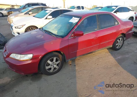 2000 Honda Accord 2.3 Se из США, поврежденный, VIN JHMCG6690YC014359